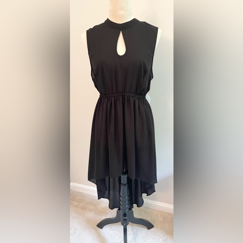 Torrid High/Low Keyhole Chiffon Top Size 1(14/16)